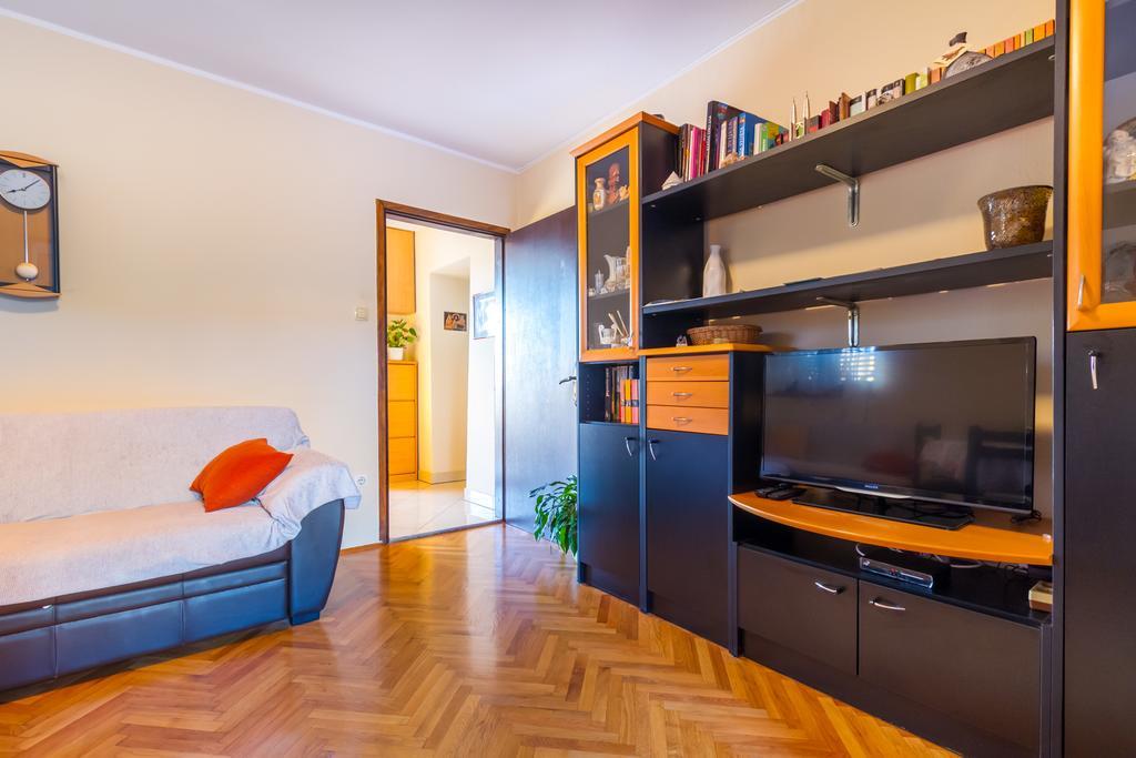 Apartment Manzoni Malinska Ngoại thất bức ảnh