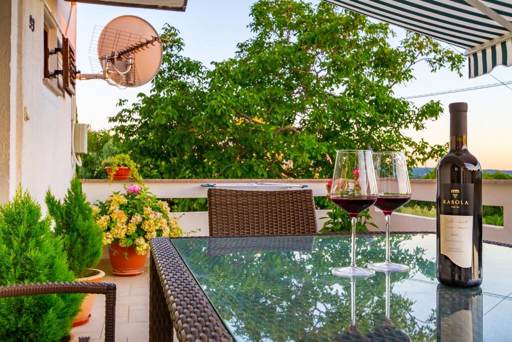 Apartment Manzoni Malinska Ngoại thất bức ảnh