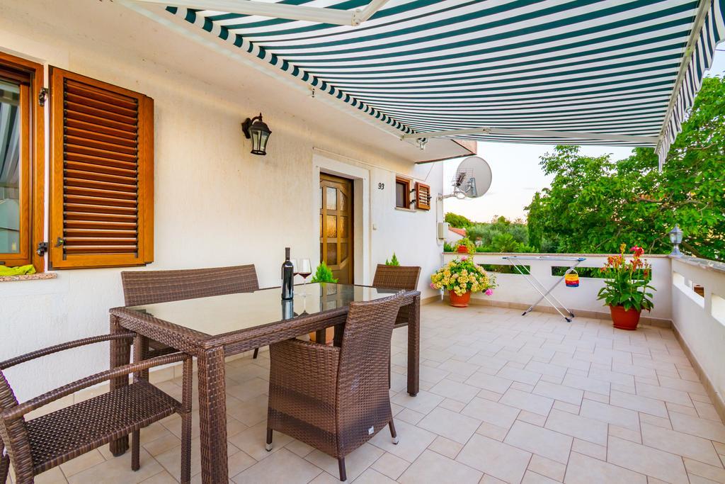 Apartment Manzoni Malinska Ngoại thất bức ảnh