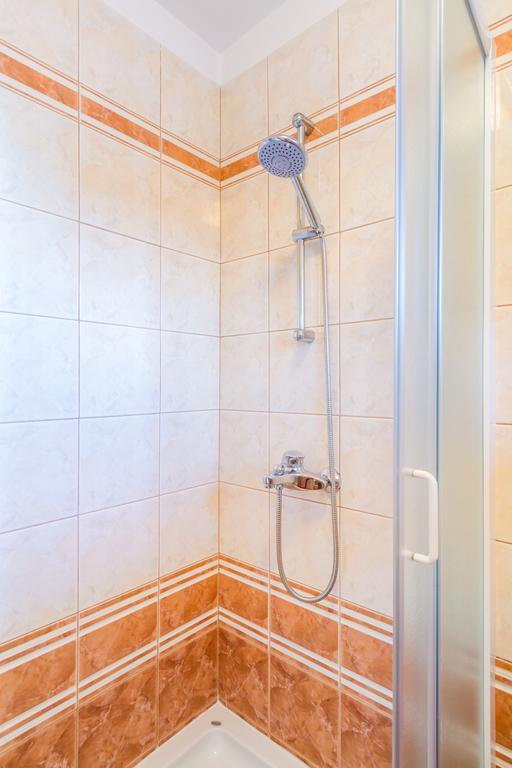 Apartment Manzoni Malinska Ngoại thất bức ảnh